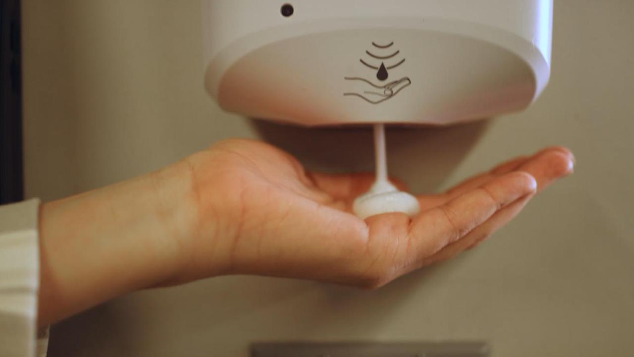 Holiday Inn Mumbai International Airport By Ihg 외부 사진 Soap dispenser