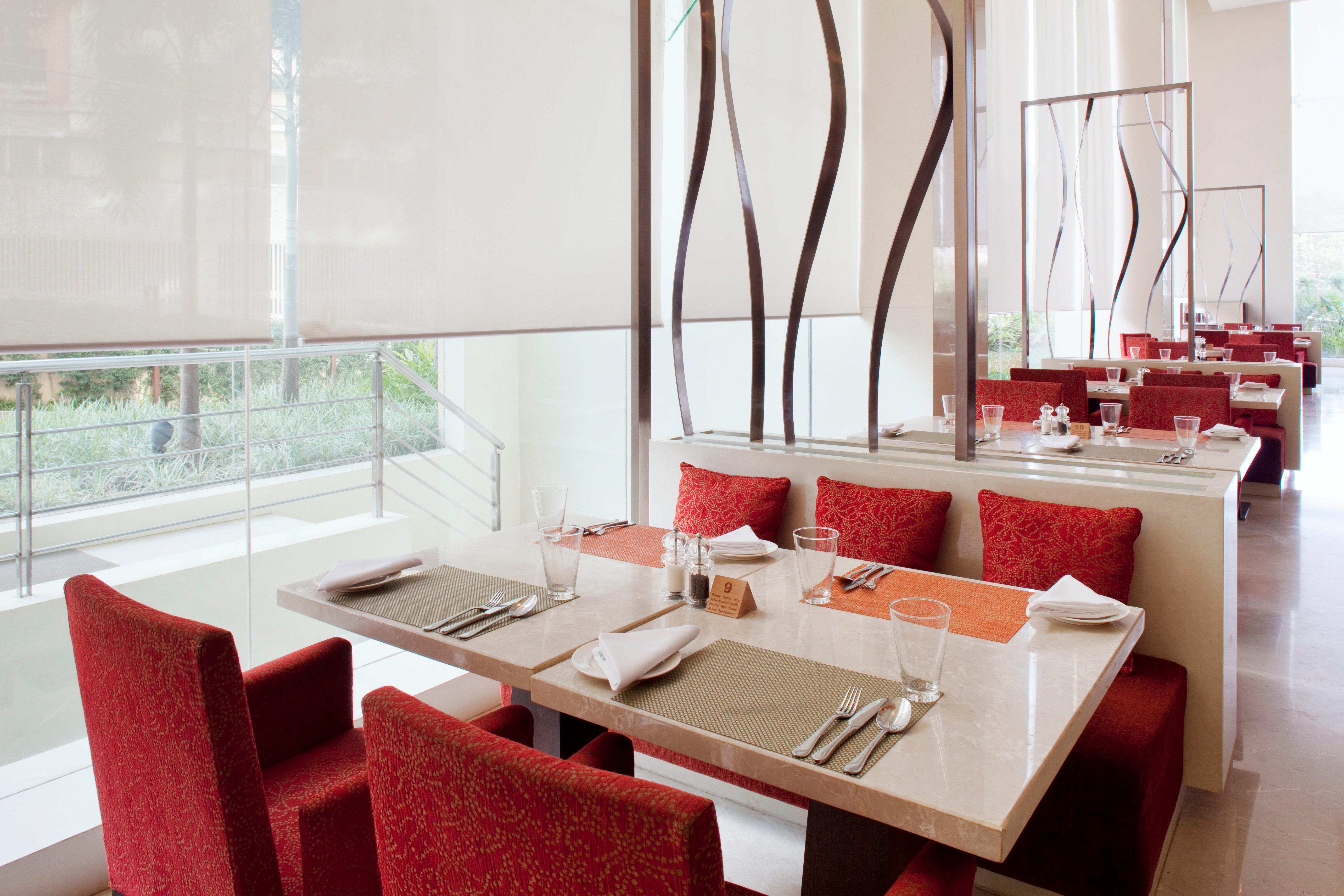 Holiday Inn Mumbai International Airport By Ihg 시설 사진 The restaurant