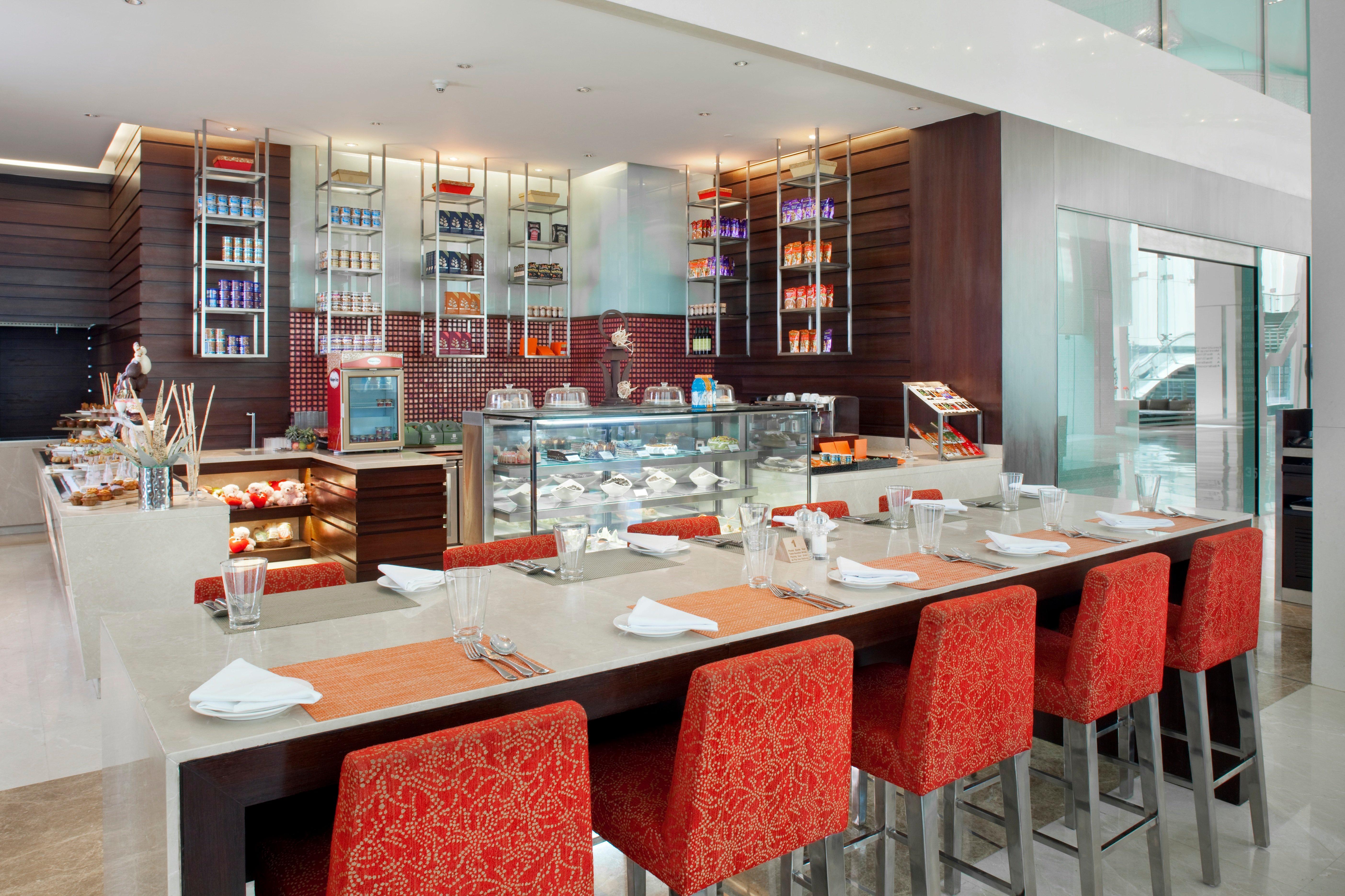 Holiday Inn Mumbai International Airport By Ihg 외부 사진 The Kitchen at The Westin